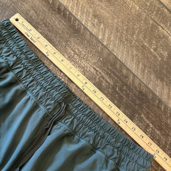 Zella Women's Lightweight Cropped Joggers Sage Green Size 2X - Picture 6 of 7